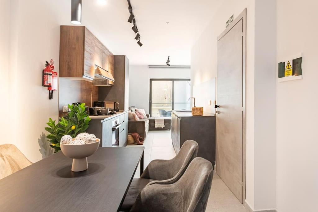 Sliema Boutique Apartments By Holi ภายนอก รูปภาพ