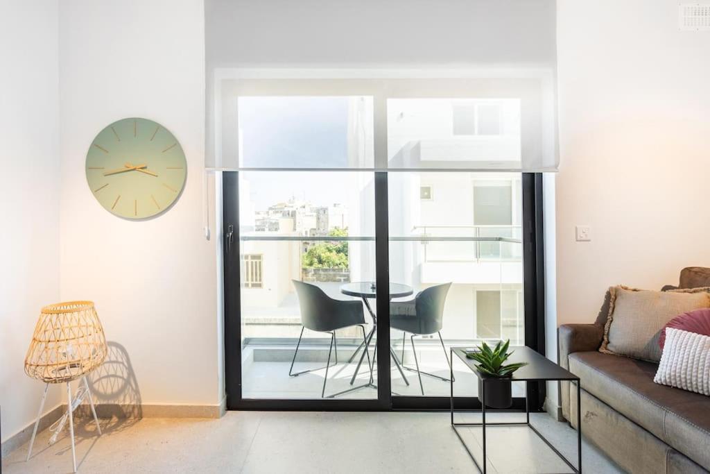 Sliema Boutique Apartments By Holi ภายนอก รูปภาพ